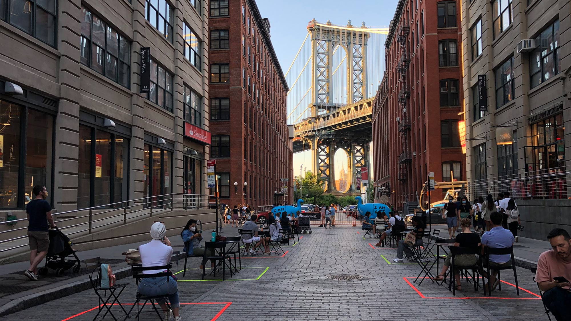 Dining outside in DUMBO