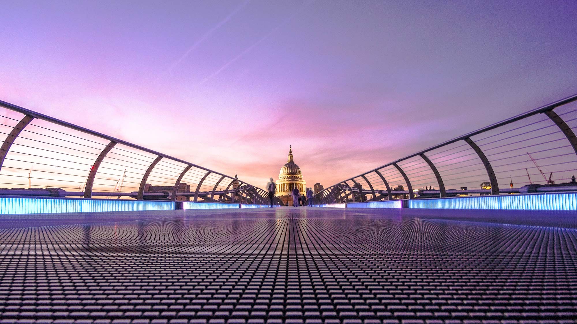 London. 