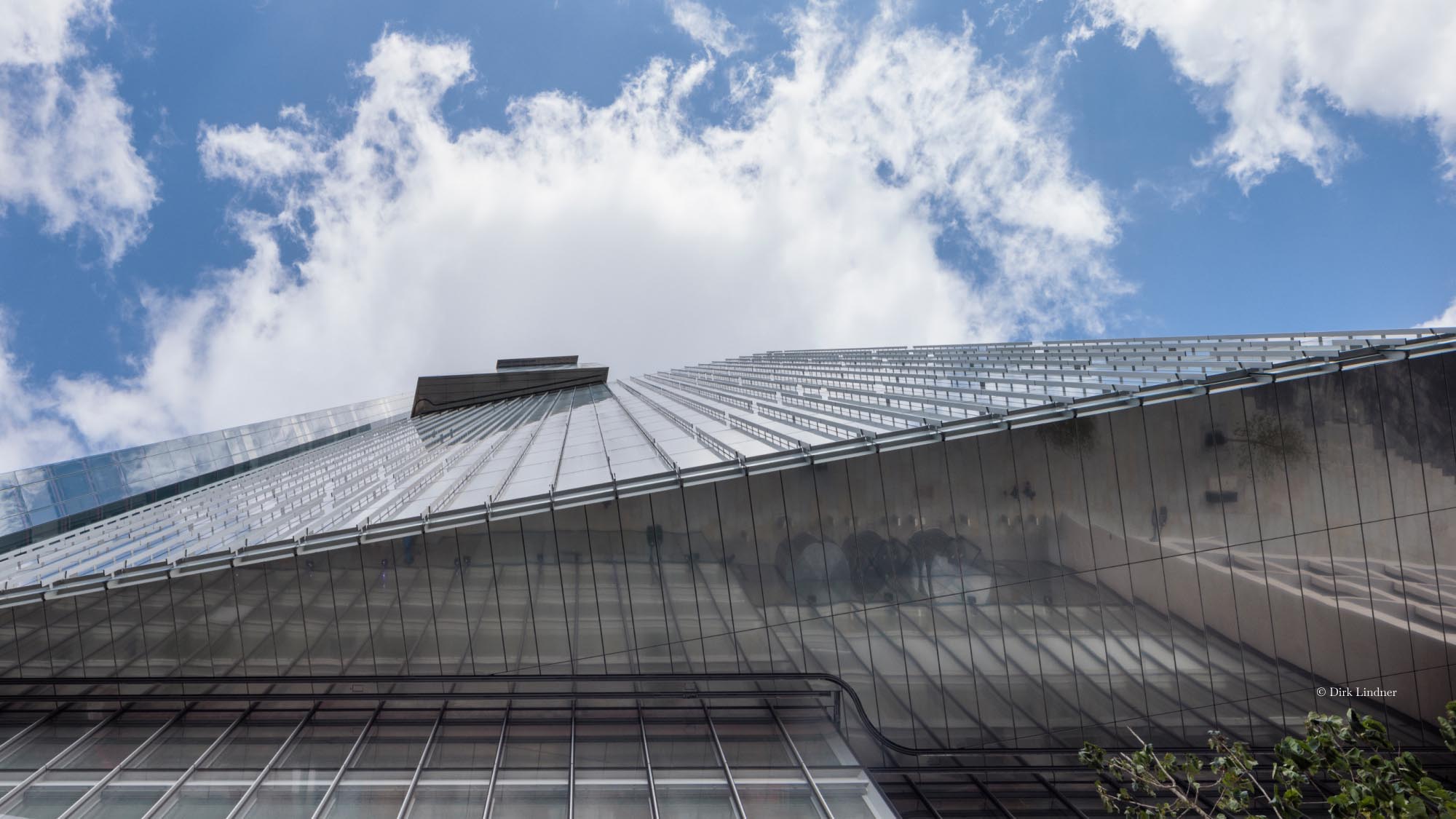 8 Bishopsgate view from below