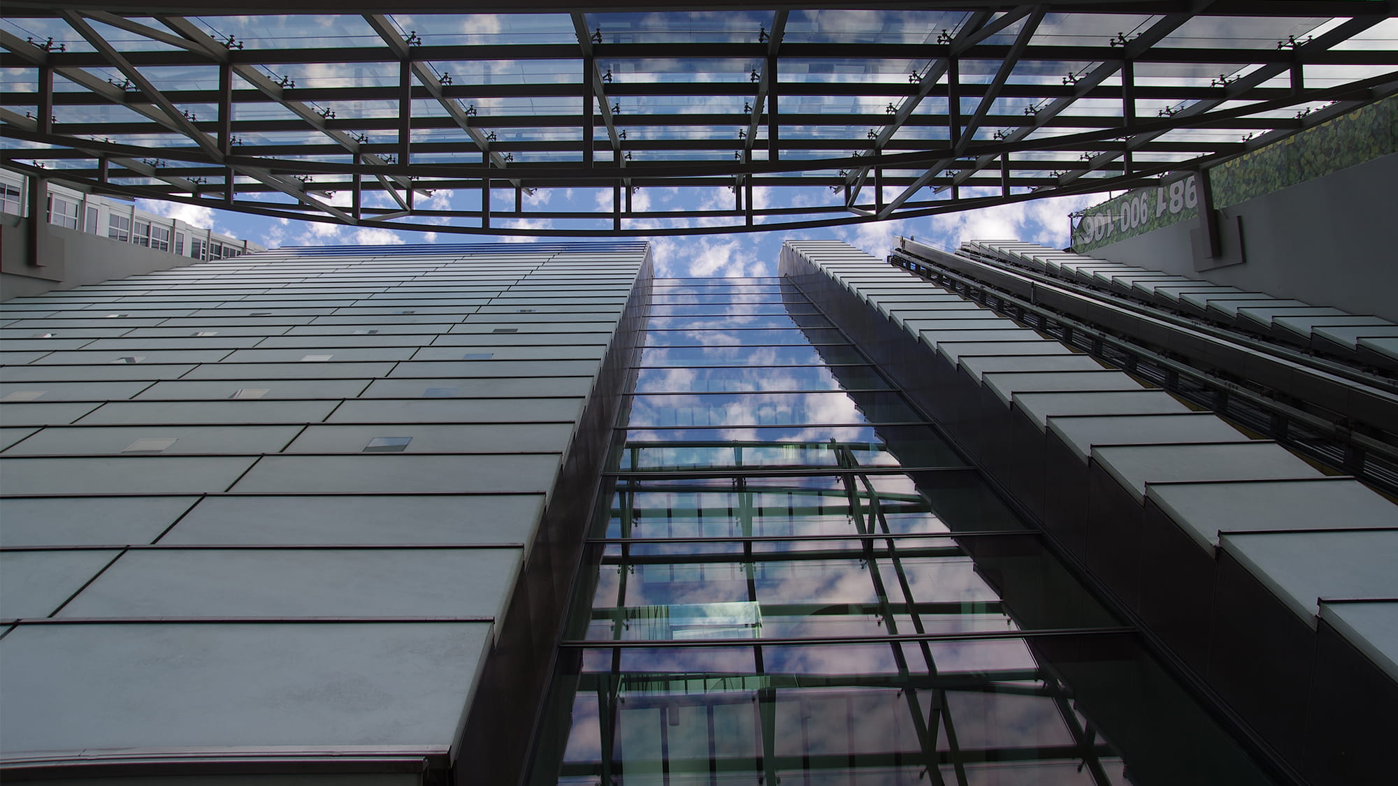 Caixa Galicia façade. Copyright: César Fernández