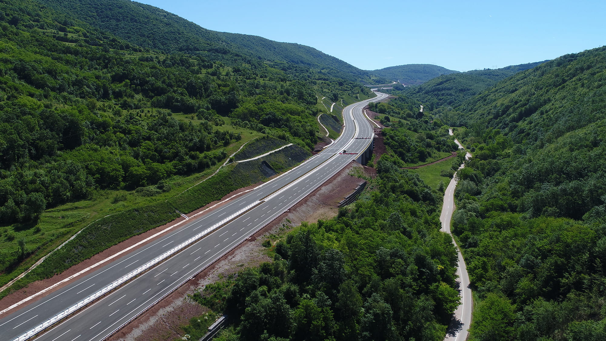 Aerial view of Corridor X.
