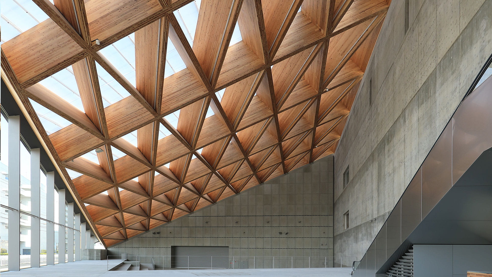 Daito ROOFLAG 1F atrium 01