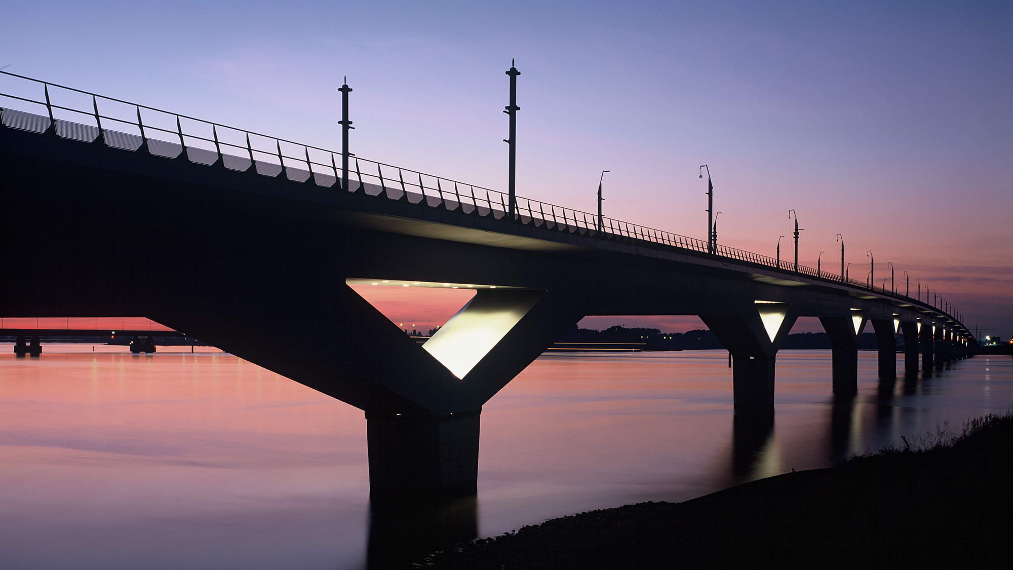 HST Bridge Holland 