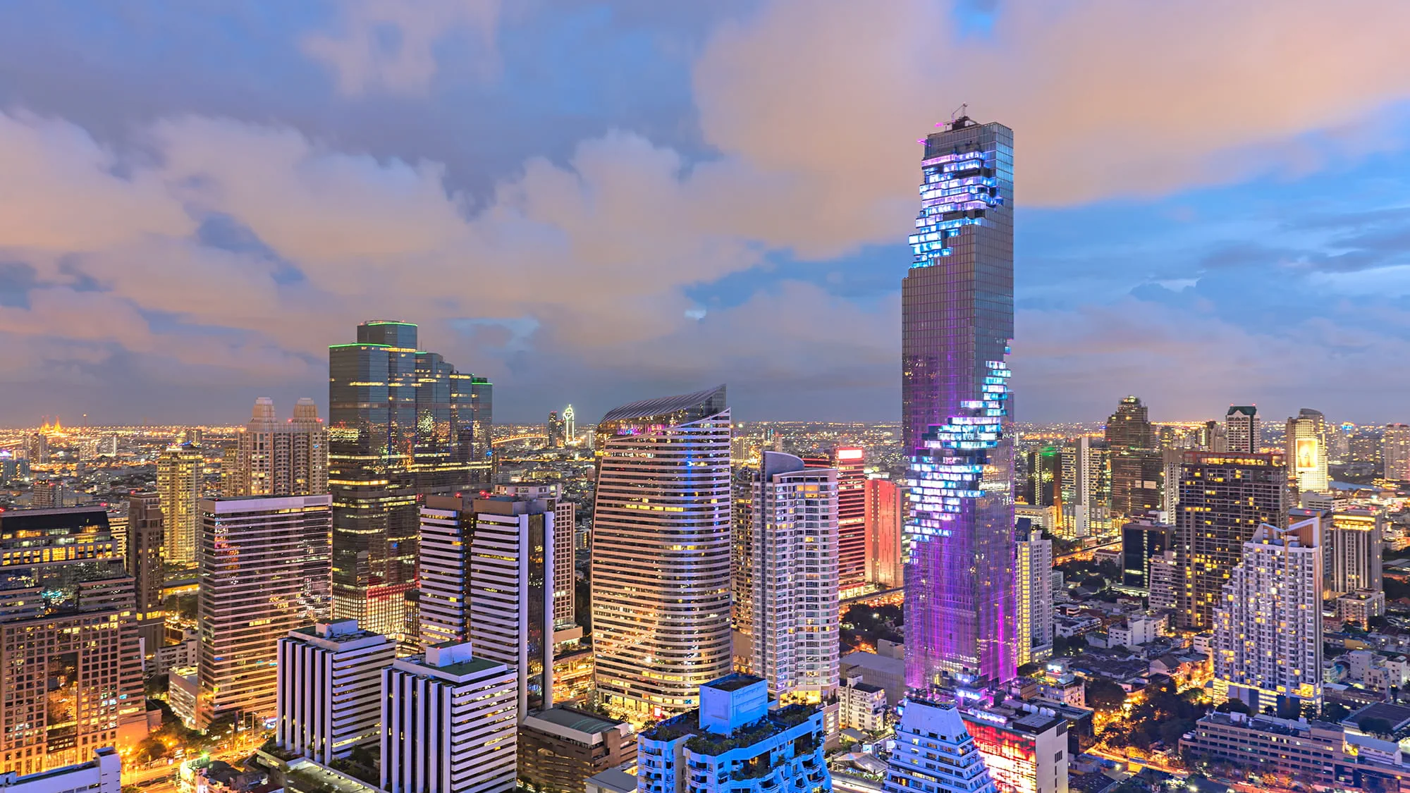 MahaNaKhon, Bangkok (c)Shutterstock