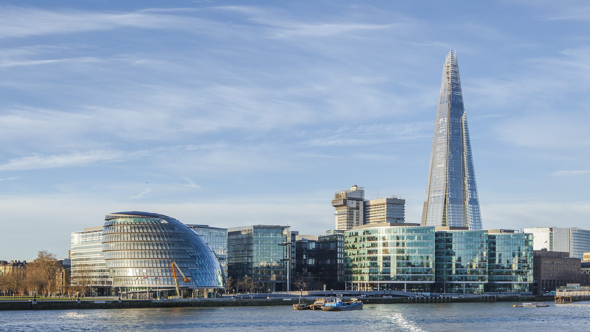 London Bridge City is a bustling riverside destination incorporating No.1 London Bridge, Cottons Centre, Hay's Galleria and More London