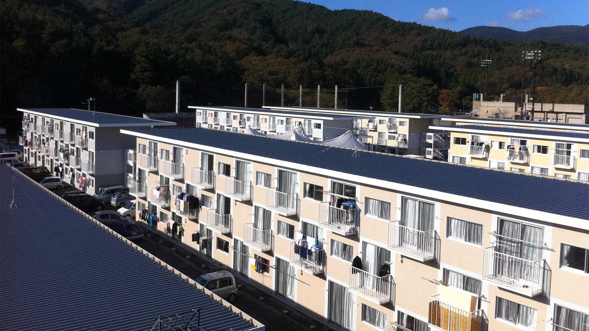 Multi-story temporary housing