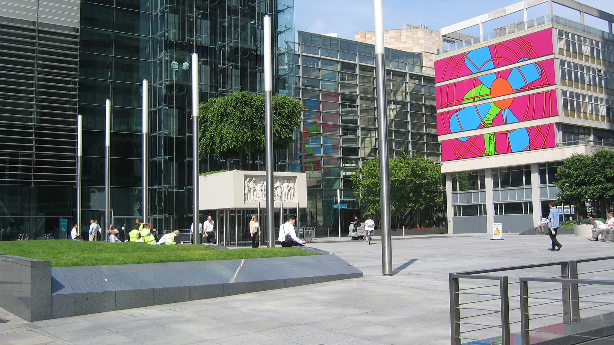 Regents Place is a 13-acre, fully managed estate in the heart of London, forming retail, leisure and public spaces on site. Photo: Daniel Imade, Arup