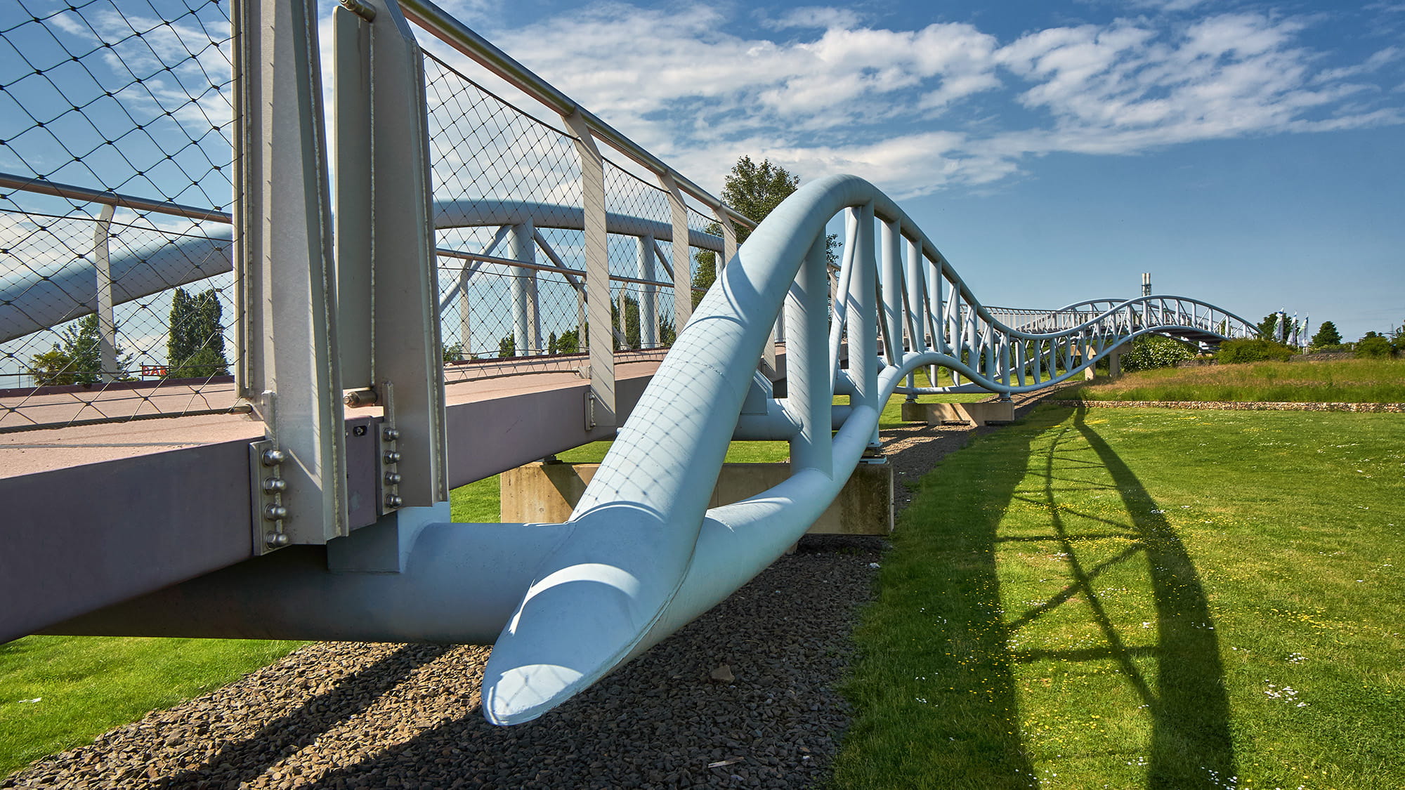 Neuland bridge