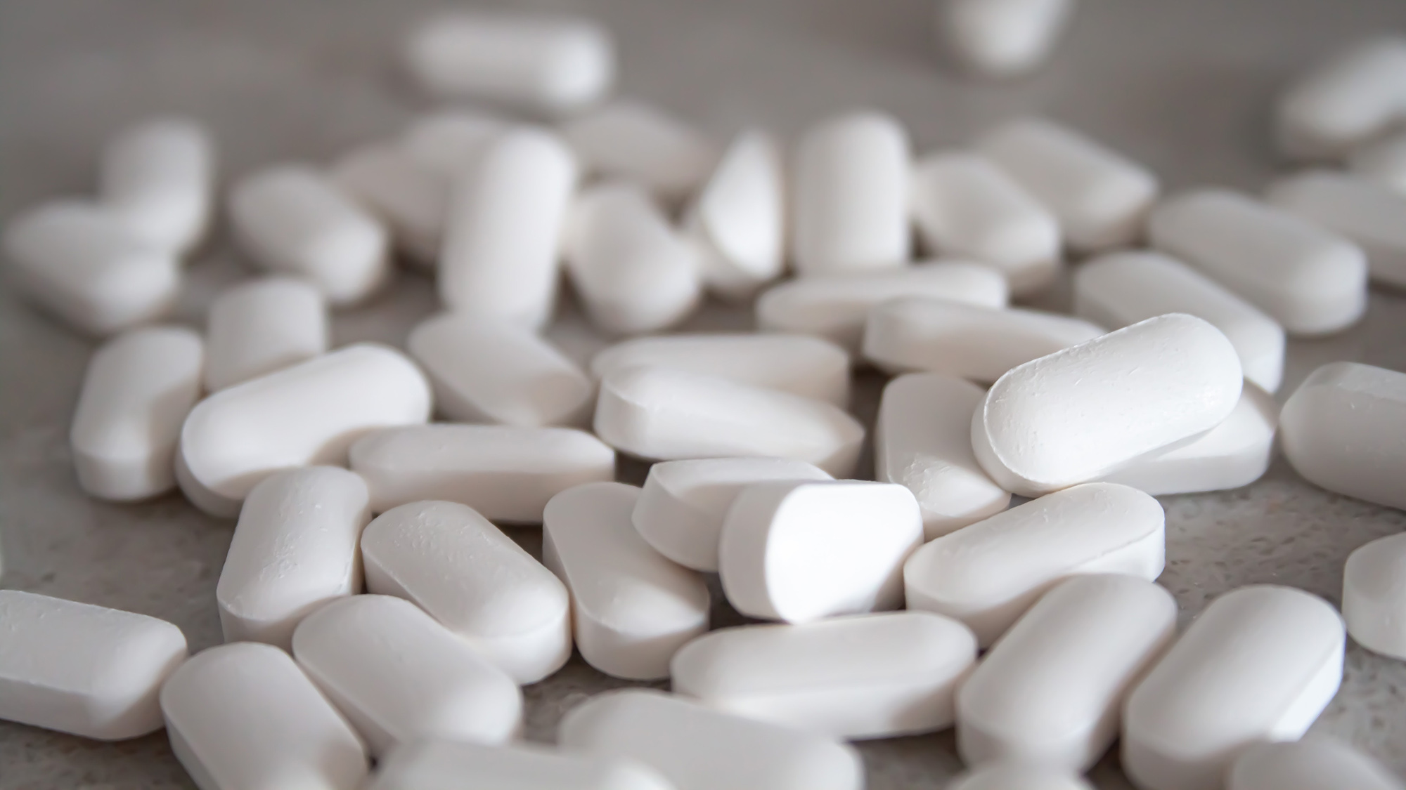 Zarz?dzanie rozbudow? fabryki farmaceutycznej 