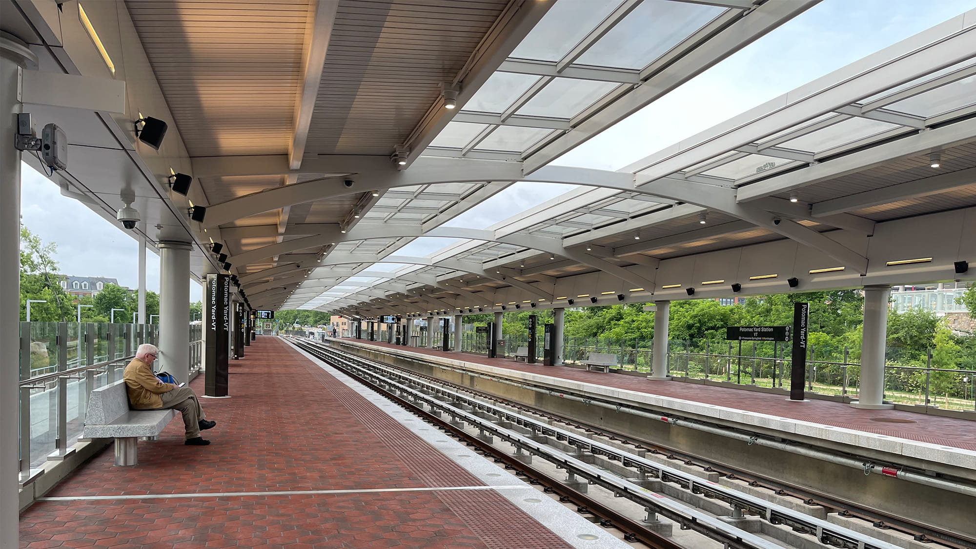 Interior of Potomac Yard station