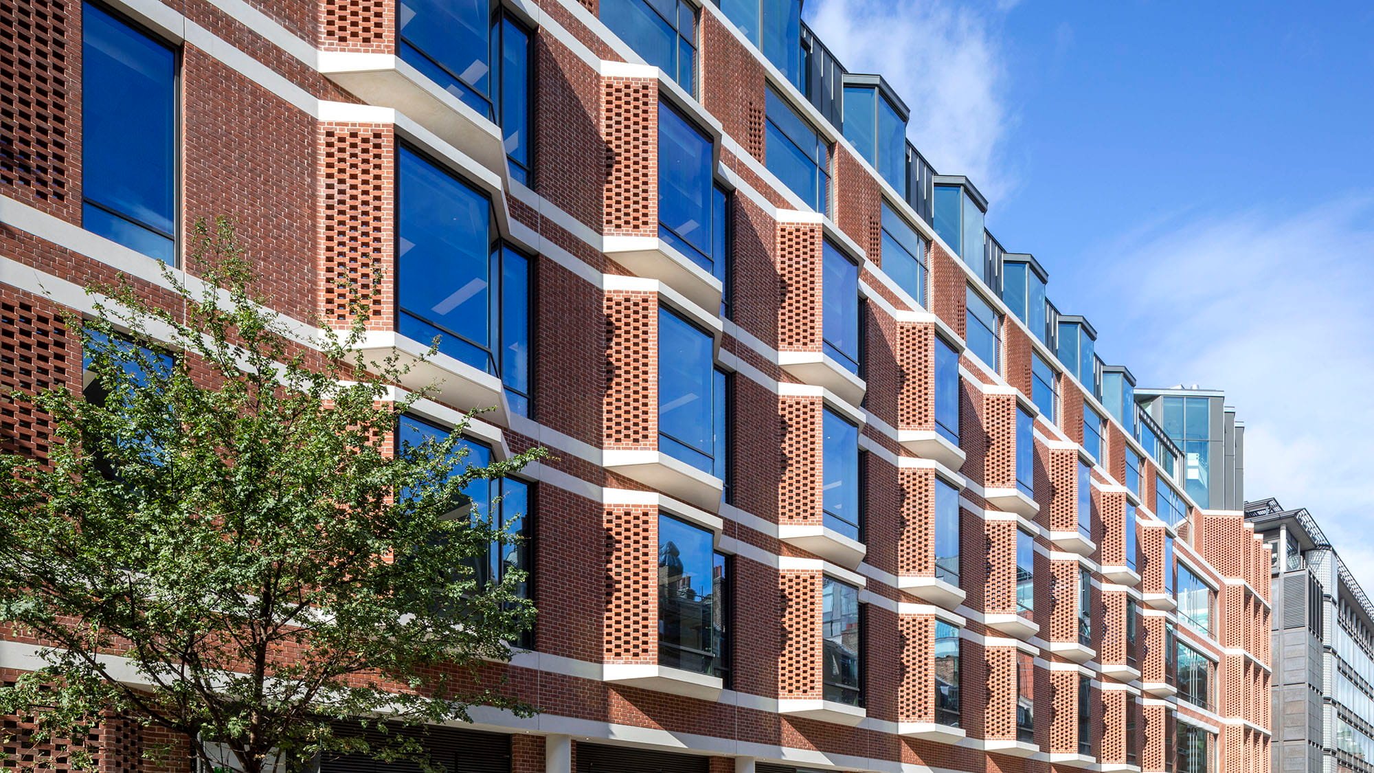 UCLH building exterior