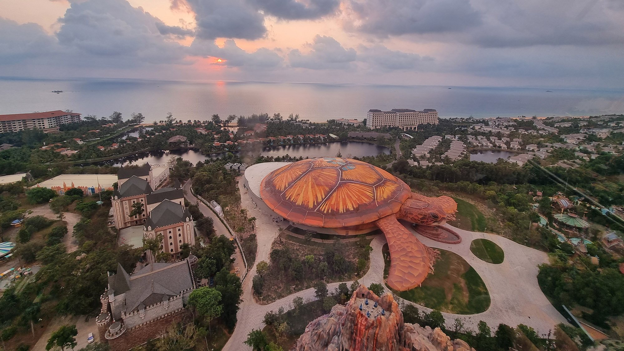 Exterior view of Sea Shell Aquarium 