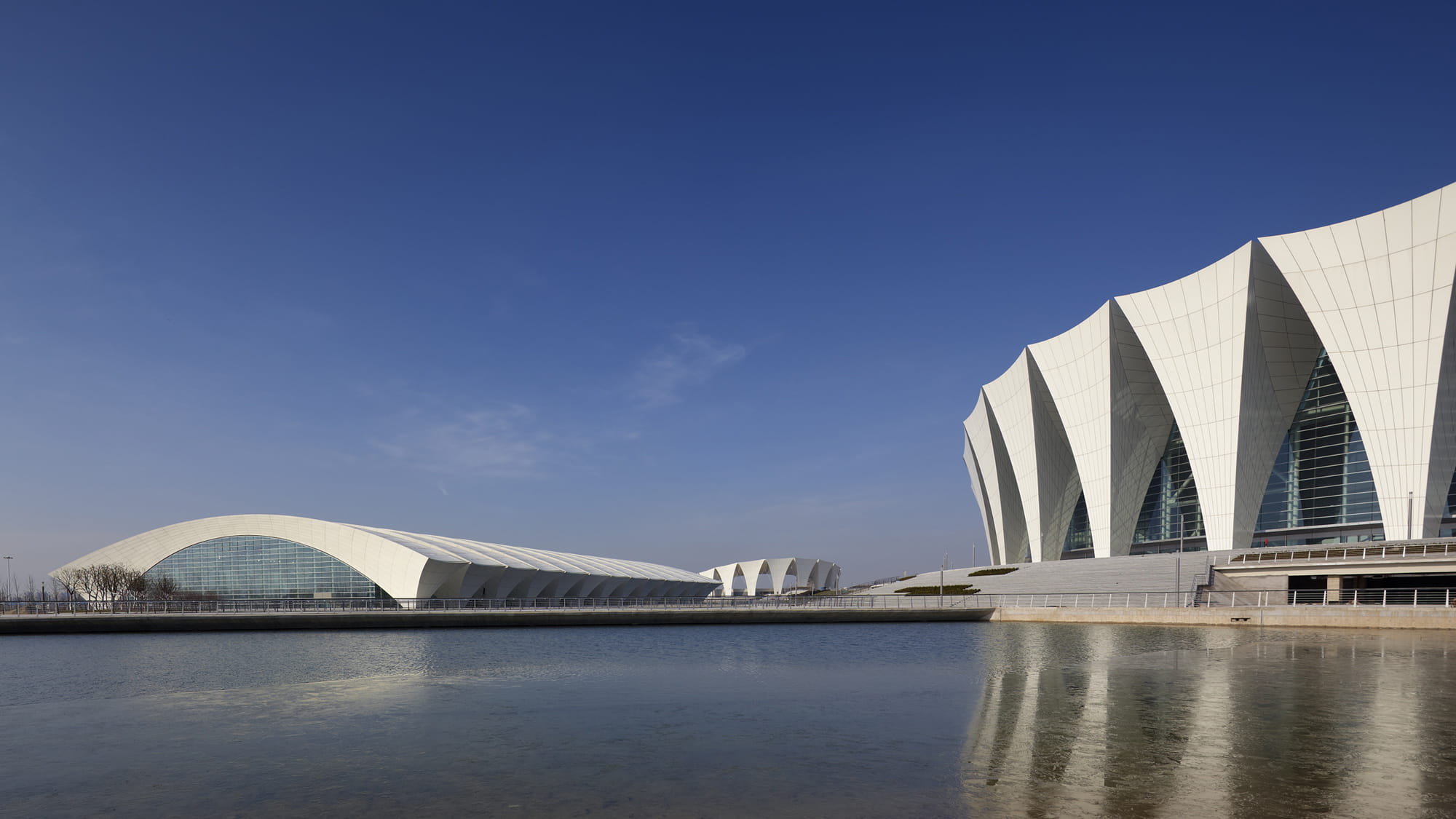 Shanghai Oriental Sports Centre