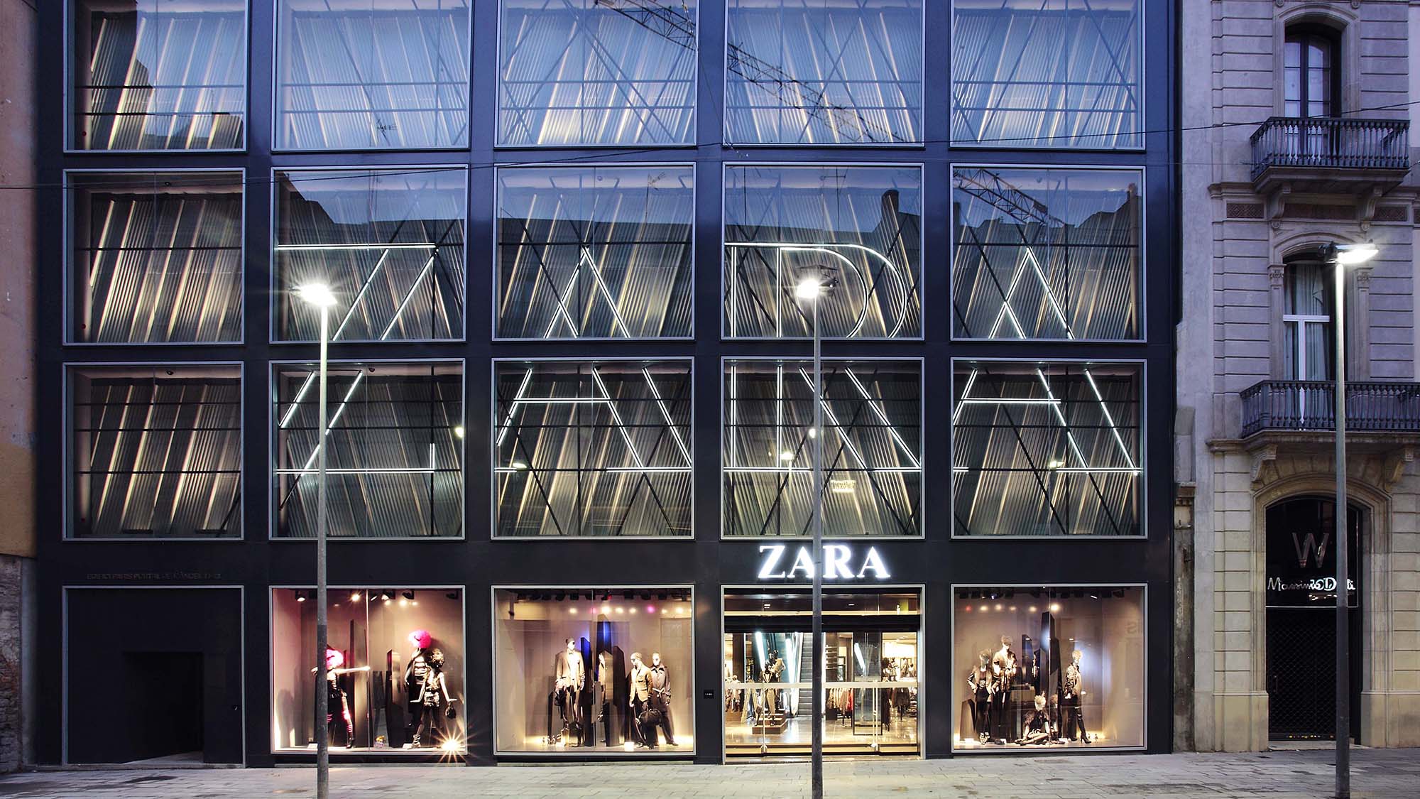 Zara Portal del Angel