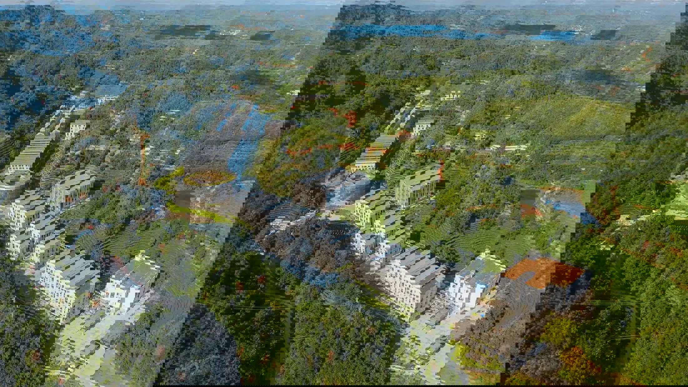 Aerial view of Pearl Red Winery. Credit: ZC Studio
