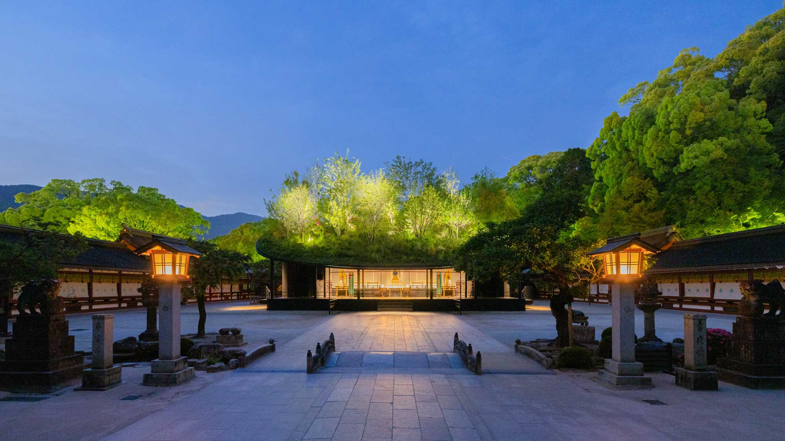 Temporary hall for Dazaifu Tenmangu. Credit: Masaki Iwata+Sou Fujimoto Architects